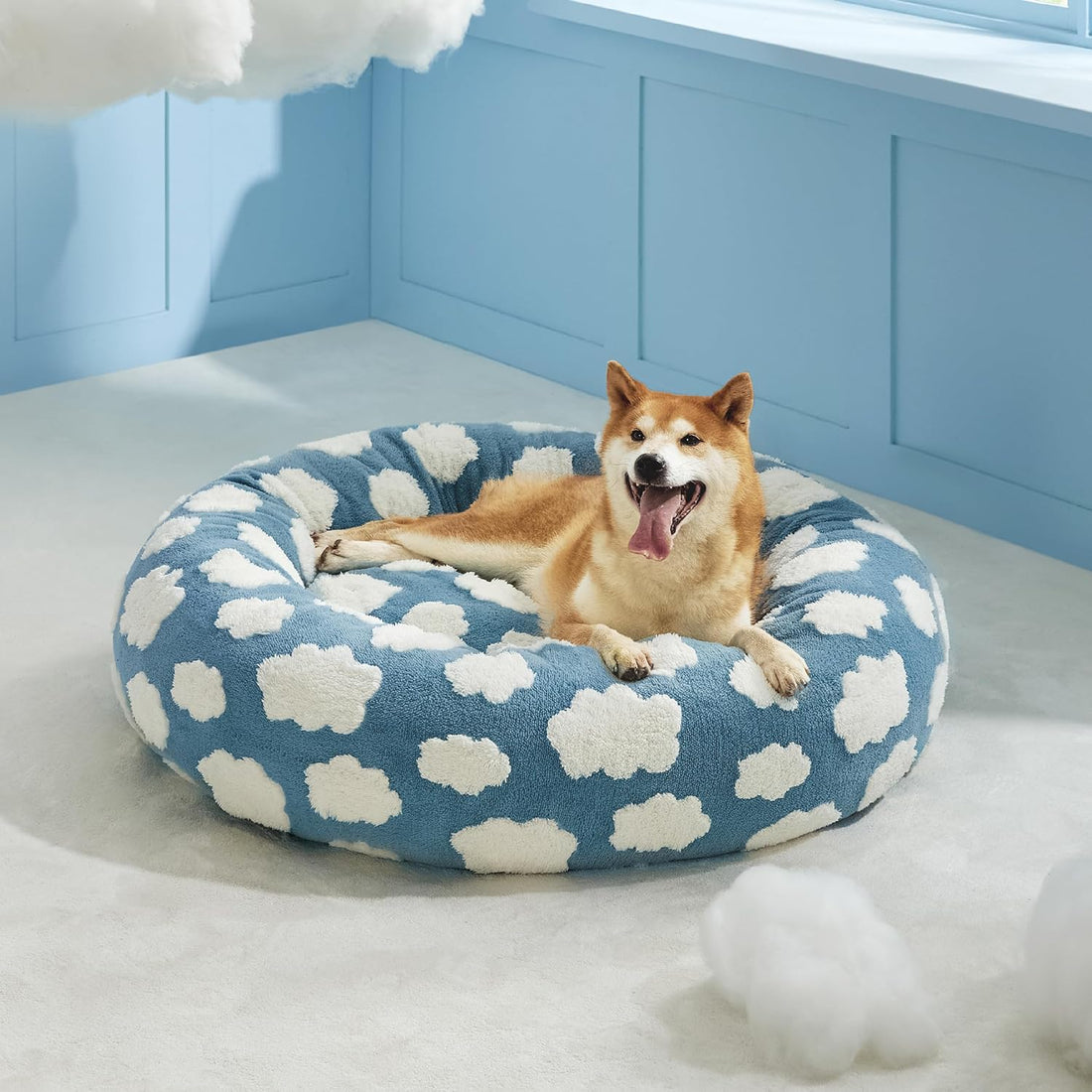 Round Calming Plush Pet Bed Anti Slip Design
